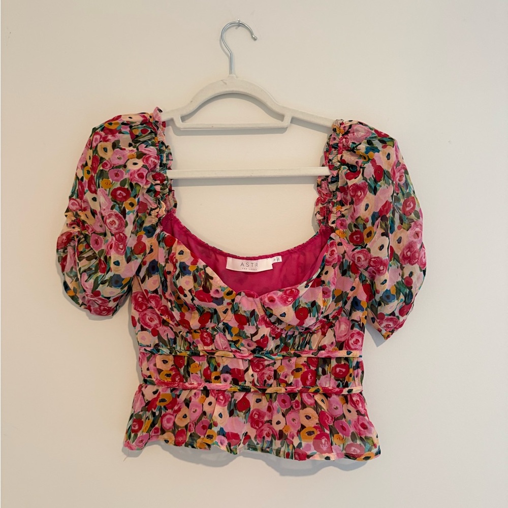 Astr Multicolor Floral Puff Sleeve Blouse